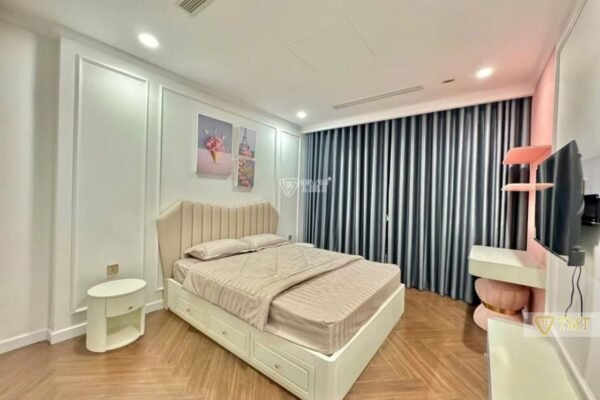 Cần cho thuê căn hộ 3 phòng ngủ Vinhomes Central Park cao cấp